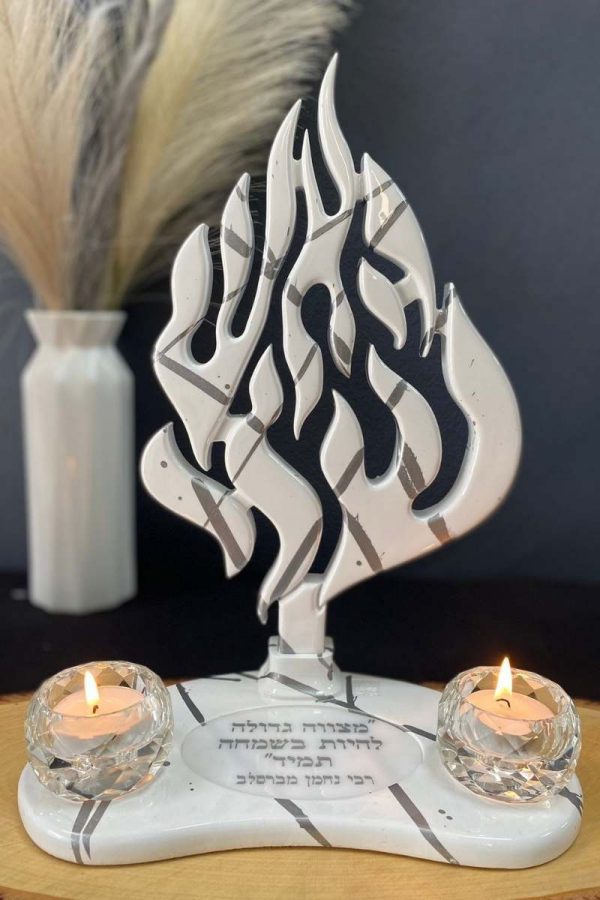 מעמד נרות פופ ארט לבן כסף